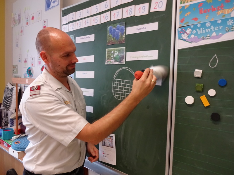 06.04.2017 - Die Polizei stellt sich vor - 1a