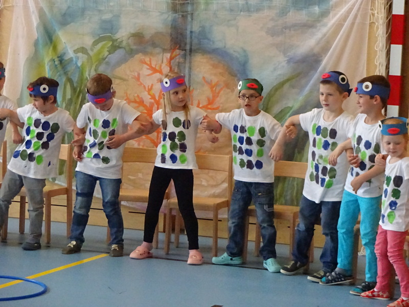 15.05.2017 - Der Regenbogenfisch