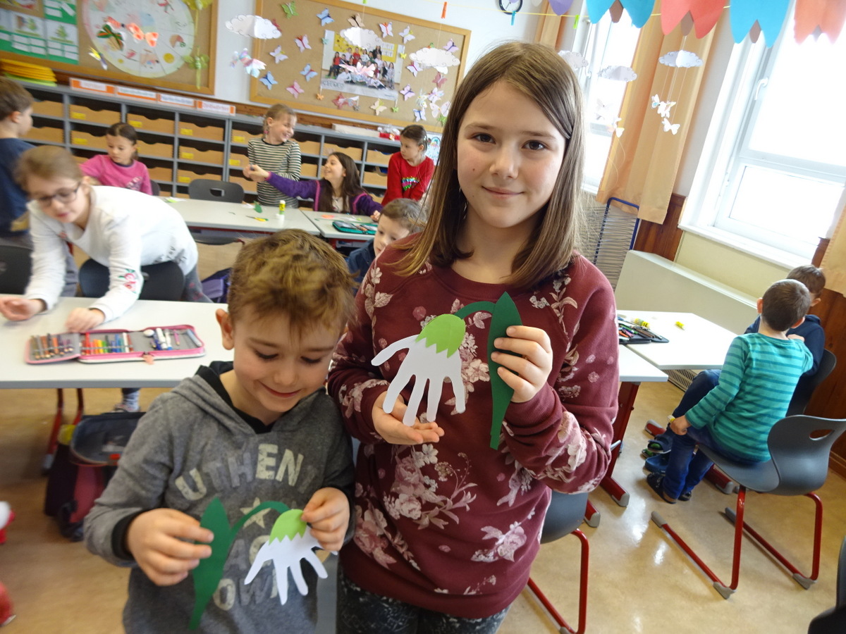 27.02.2018 - Partnerarbeit Schneeglöckchen - 1b, 1c, 3a