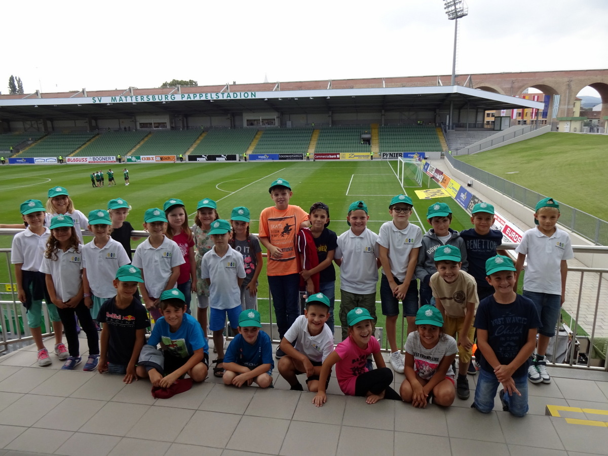 16.09.2018 - Besuch im Pappelstadion - 3a, 3b
