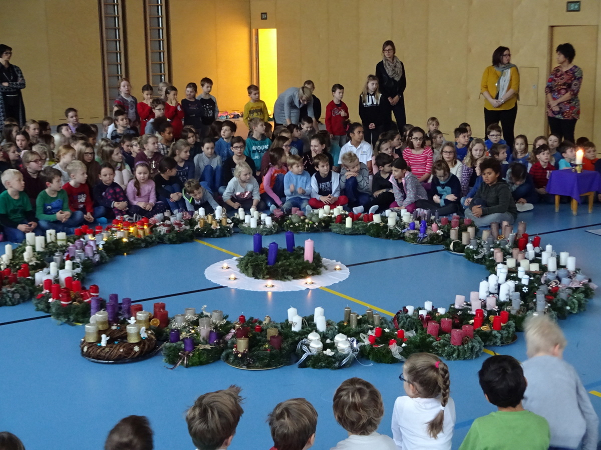 29.11.2017 - Adventkranzsegnung