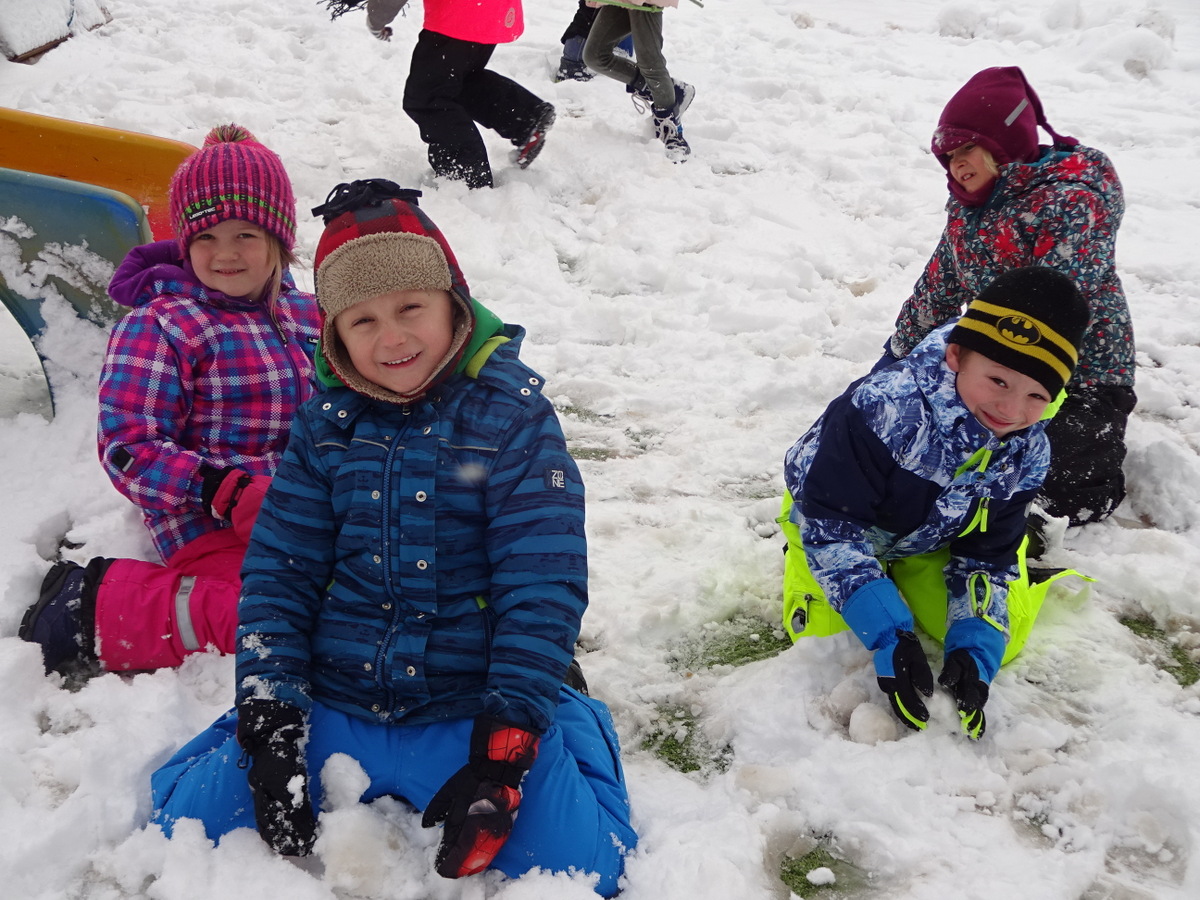 21.02.2018 - Unterricht im Schnee - 1a, 4a