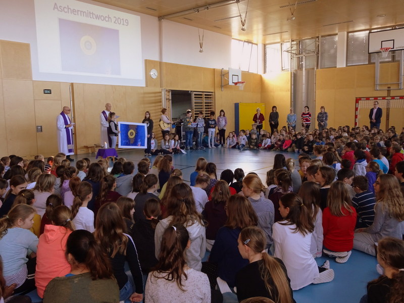 06.03.2019 - Aschenkreuz