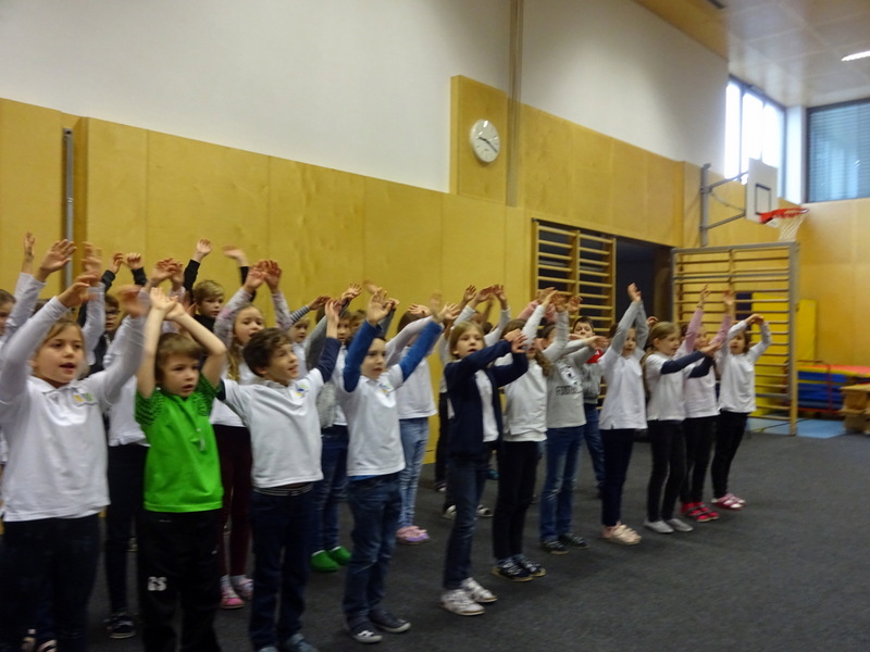 12.12.2018 - Kindergärten zu Besuch - 3a, 3b